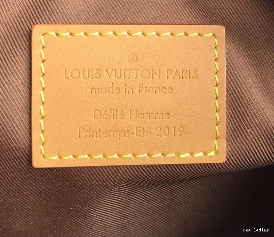 Cheap VUITTON BOX LOUIS 0814
